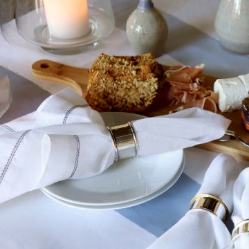 Cinta Blue White Oval Linen Tablecloth