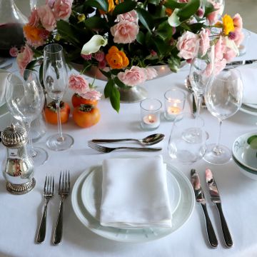White Round Linen Tablecloth