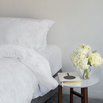 Huddleson white linen fitted sheet deep pocket luxury
