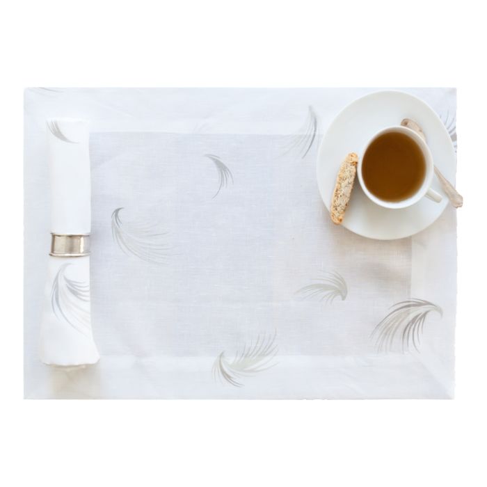 white pacemat feathers