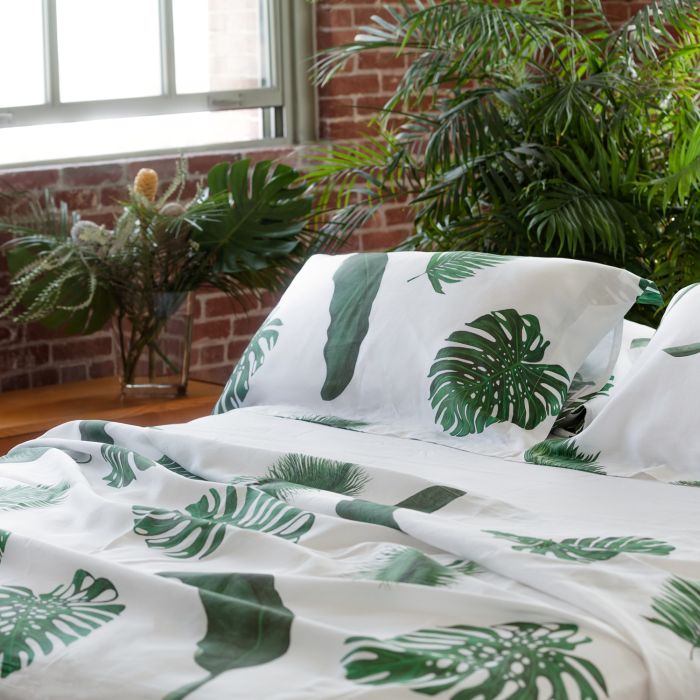 Huddleson Tropical Leaves botanical palm print linen sheet set