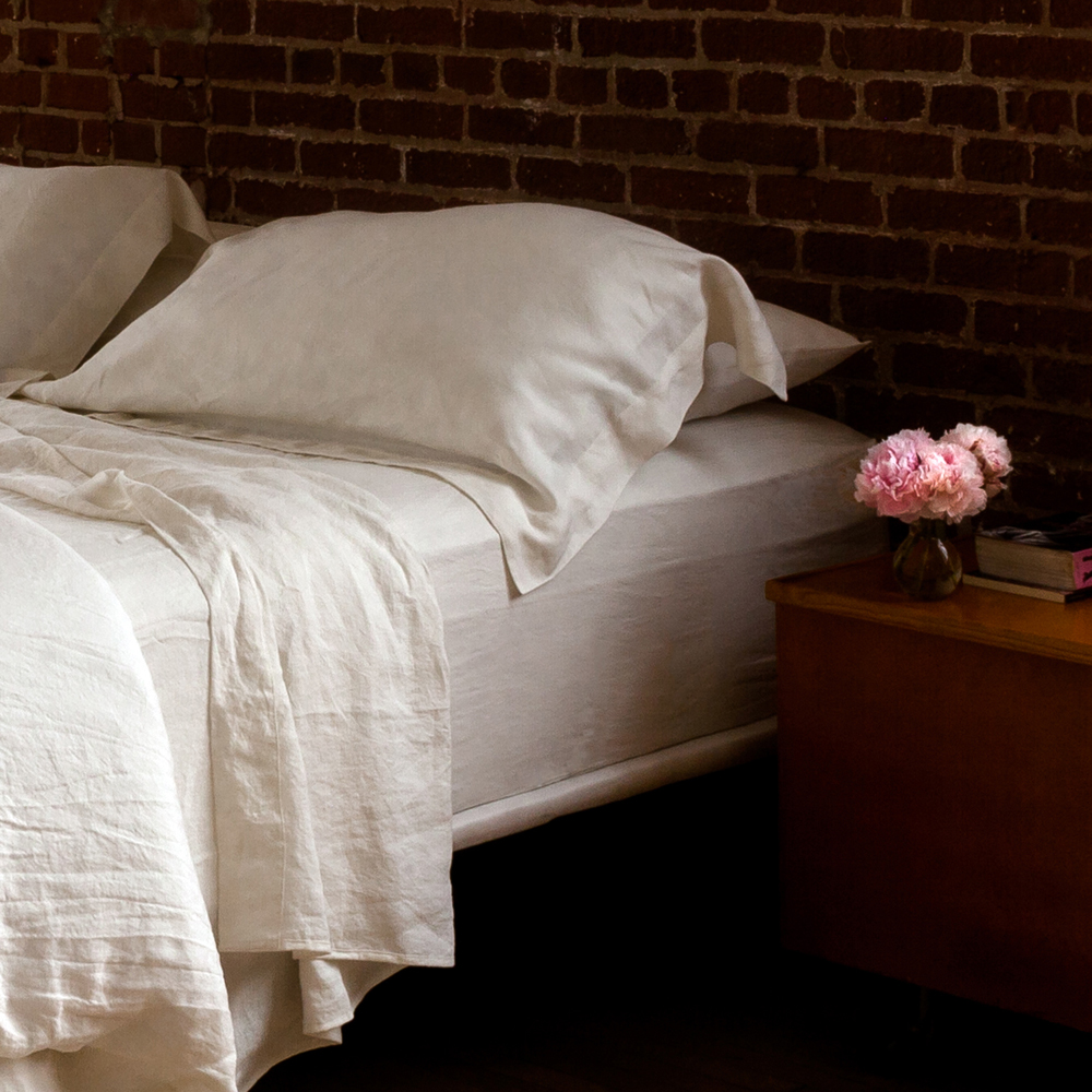 Ivory linen bed sheets bedding pillowcases shams duvet decor slumber bedroom guest room