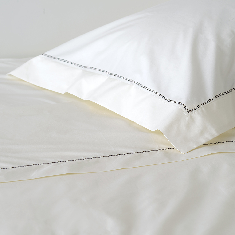 Ivory hemstitched luxury cotton pillow sham